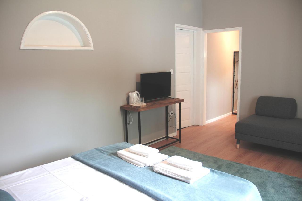 Genius Loci Guesthouse Matosinhos  Bagian luar foto
