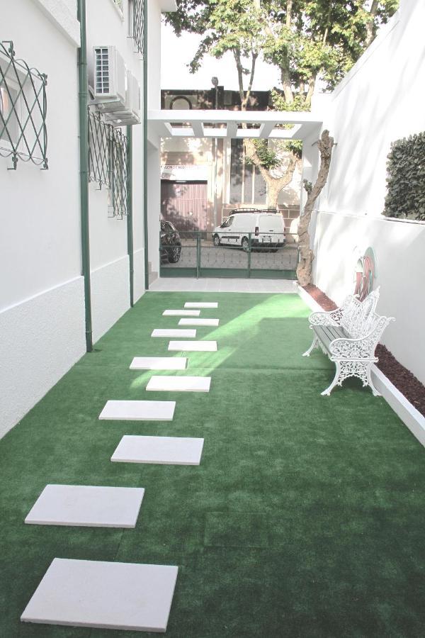 Genius Loci Guesthouse Matosinhos  Bagian luar foto